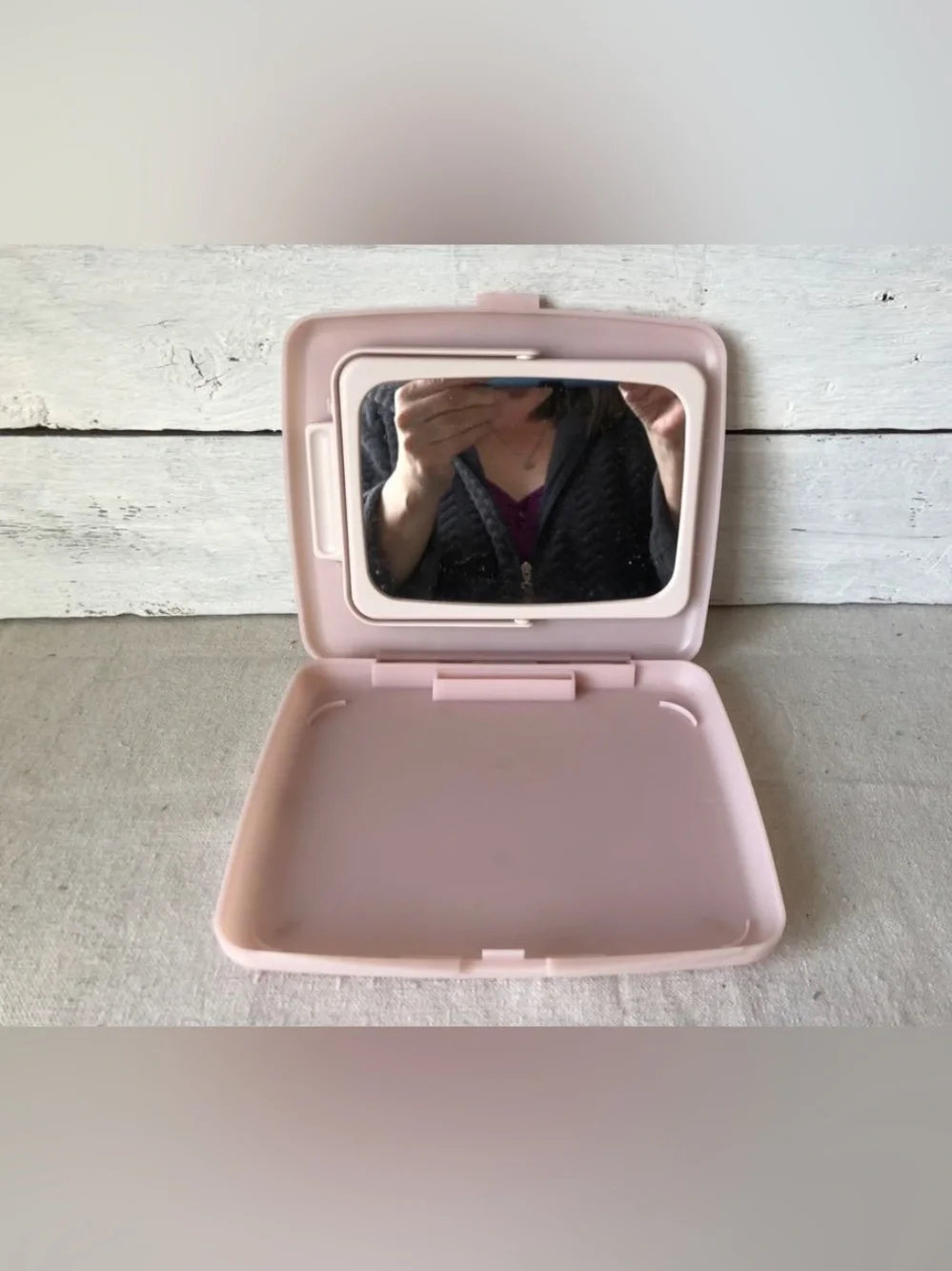 Vintage MARY KAY Consultant Pink Travel Mirror